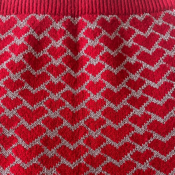 Lili Sodonio Red and Silver heart knit skirt - Picture 2 of 6